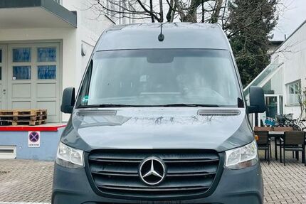 Mercedes-Benz Sprinter 82.000 km 68.590 &euro; München 81541