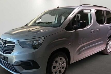 Opel Combo Life 35.600 km 23.890 € München 80339