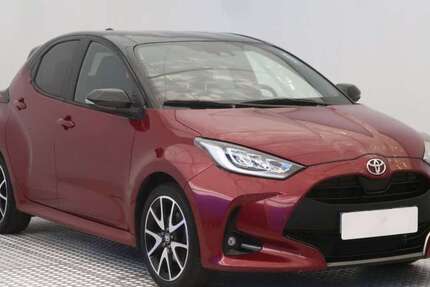 Toyota Yaris 30.830 km 17.990 &euro; München 80687