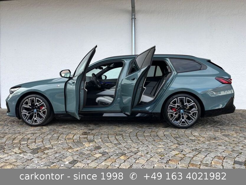 BMW i5 5.000 km 74.300 € München 81245
