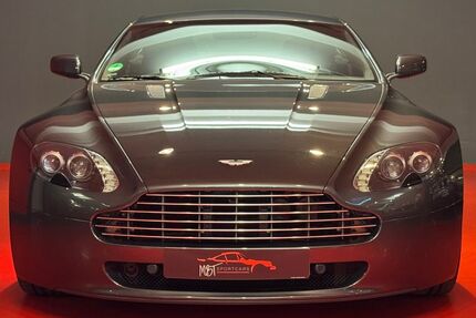 Aston Martin V8 Vantage 86.669 km 57.900 &euro; München 80538