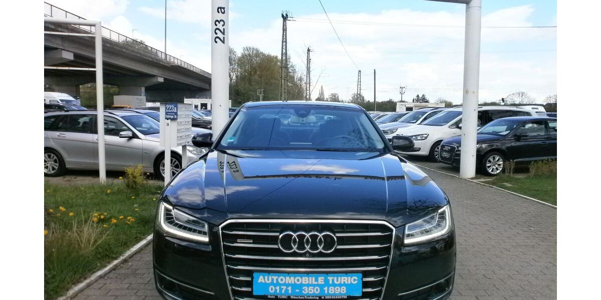 Audi A8 99.850 km 27.900 &euro; München OT Trudering-Riem 81825