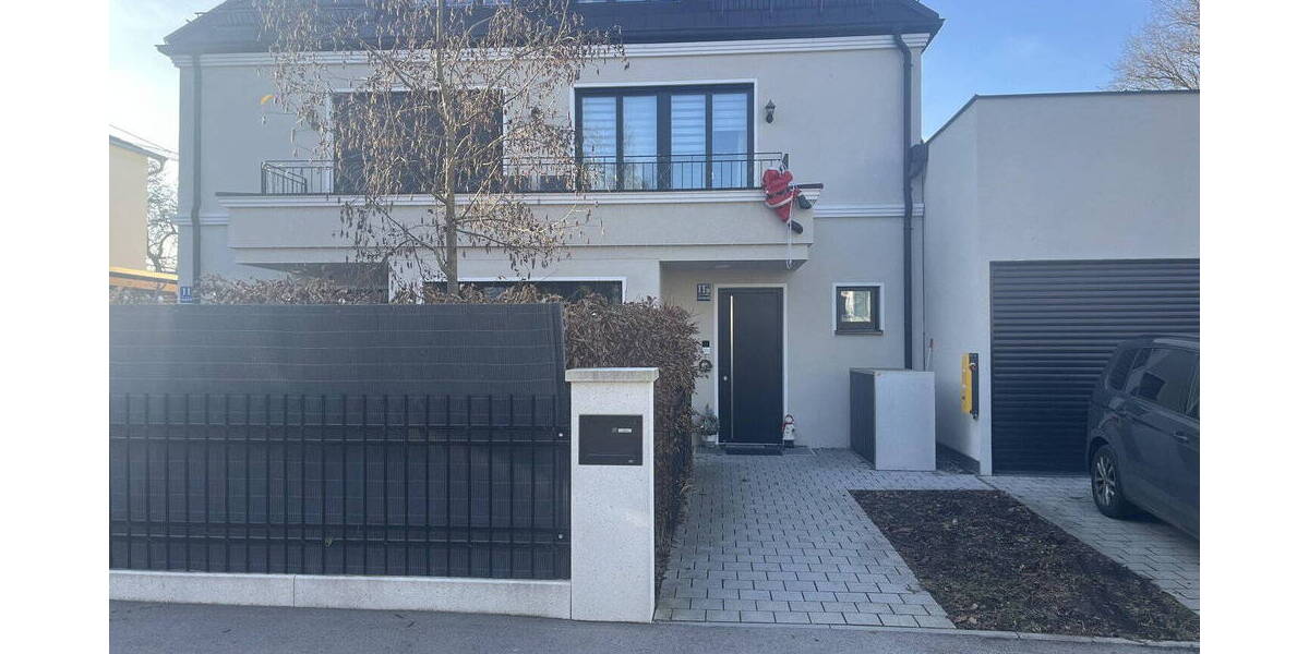 Doppelhaushälfte München Allach-Untermenzing - 7 Zimmer, 165 m&sup2;, 1.560.000&euro; | Angebot:26041234