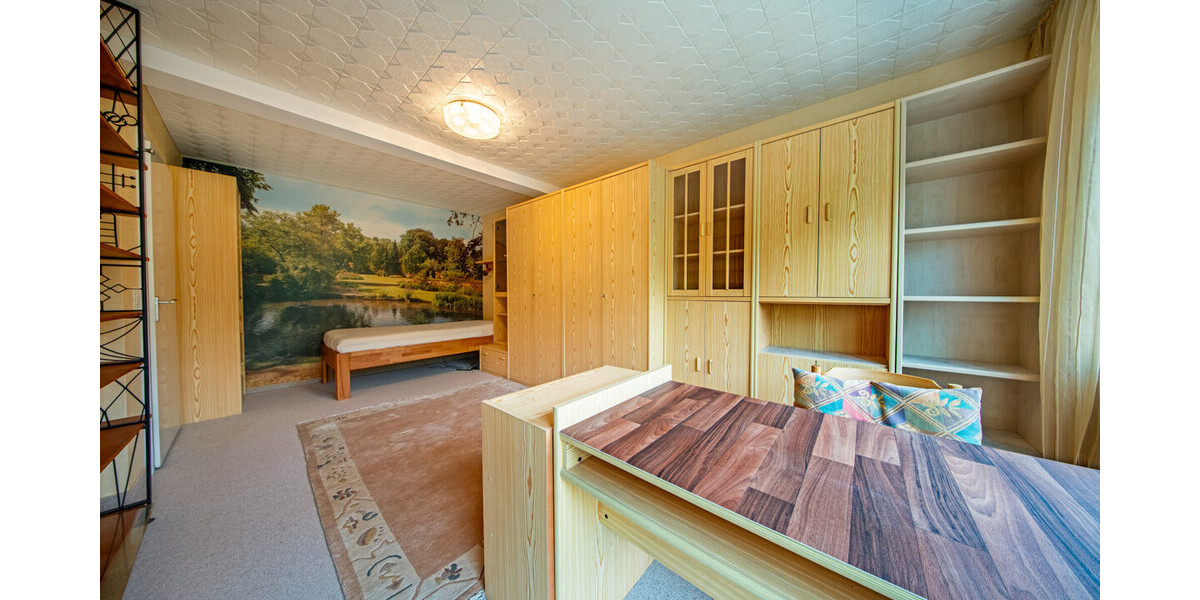 • REIHENHAUS MIT GESTALTUNGSPOTENZIAL • 5 zimmer