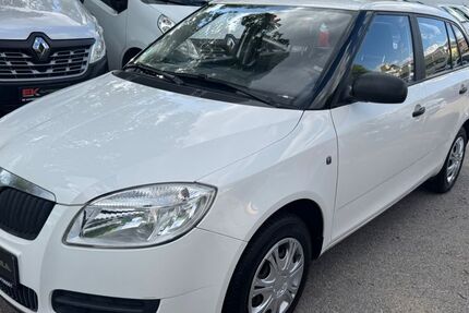 Skoda Fabia 147.100 km 1.350 &euro; München 81243