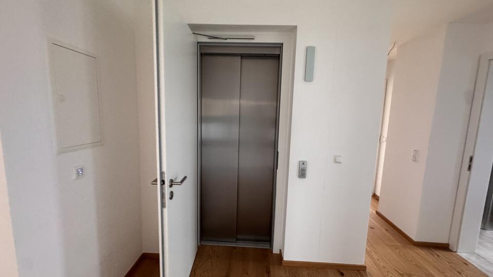 Einfamilienhaus München Am Riesenfeld - 3 Zimmer, 120 m&sup2;, 2.500&euro; | Angebot:25639804