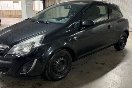Opel Corsa 221.221 km 2.500 &euro; München 80636