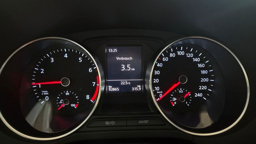 VW Polo 92.865 km 9.490 &euro; Gröbenzell 82194