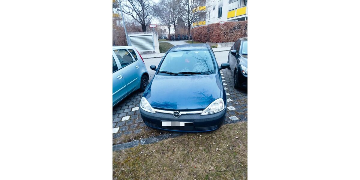 Opel Corsa 151.000 km 800 &euro; München 81827