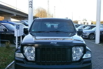 Jeep Cherokee 351.000 km 5.300 &euro; München OT Trudering-Riem 81825