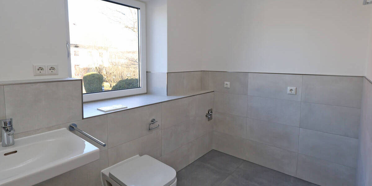 Etagenwohnung München Trudering-Riem - 3 Zimmer, 86 m&sup2;, 1.775&euro; | Angebot:25999799