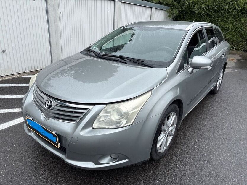 Avensis