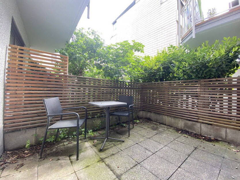 1-Zimmer-Wohnung mit Terrasse und EBK in München