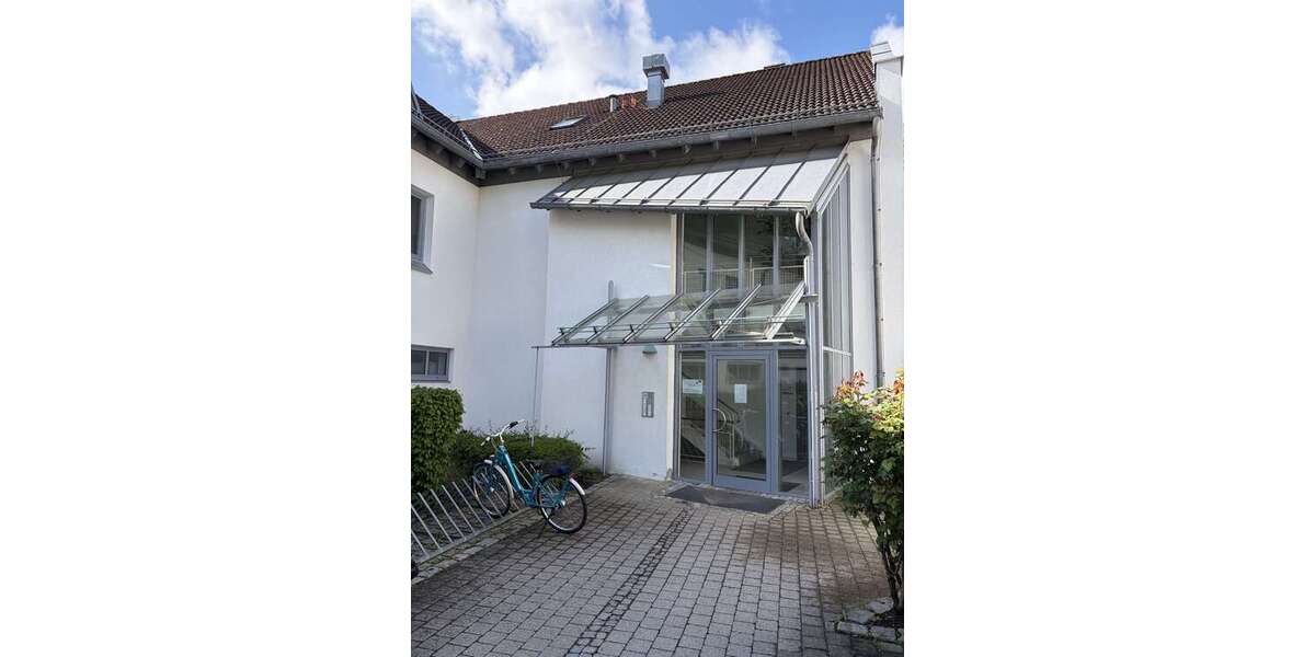 Etagenwohnung Gauting Königswiesen - 4 Zimmer, 135 m&sup2;, 1.940&euro; | Angebot:26840283