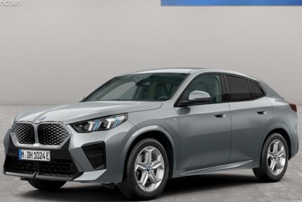 BMW iX2 5.866 km 56.495 &euro; München 80939