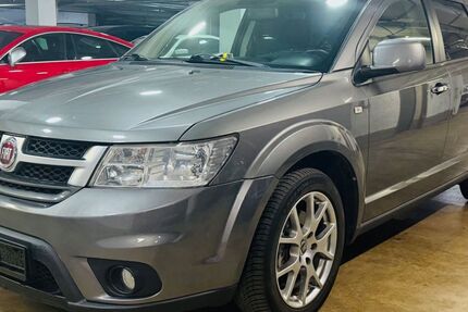 Fiat Freemont 163.799 km 11.450 € München 81677