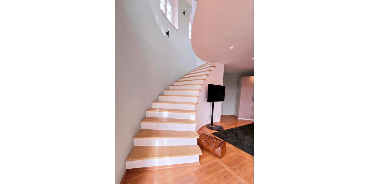 Villa München Nymphenburg - 9 Zimmer, 350 m&sup2;, 1.795.000&euro; | Angebot:26850848
