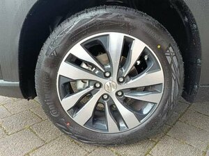 Suzuki SX4 S-Cross S-CROSS 1.5 COMF.+ALLGRIP AGS 2.000 km 29.490 &euro; Höhenkirchen-Siegertsbrun 85635