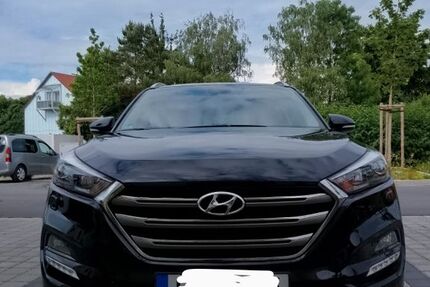 Hyundai TUCSON 152.000 km 13.700 &euro; München 80807