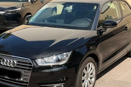 Audi A1 98.000 km 7.900 &euro; Ottobrunn-Unterbiberg 85521