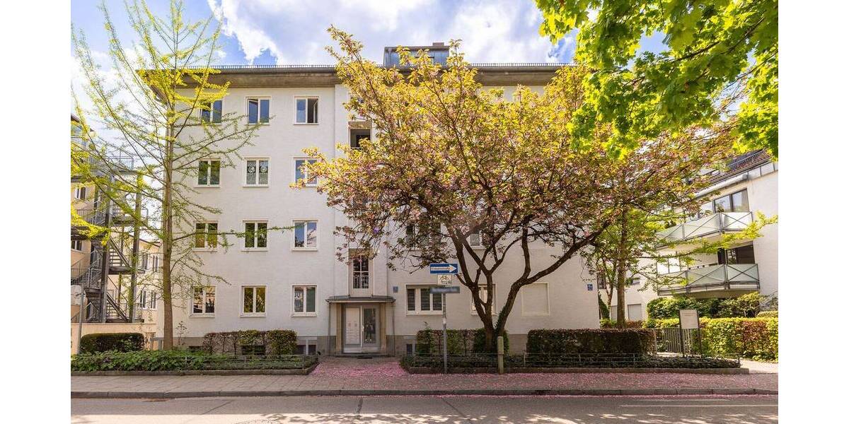 Investieren mit Perspektive in Laim: Zwei aufgeteilte, gepflegte MFH - 14 Einheiten, 23 TG-Stellpl. 4 zimmer