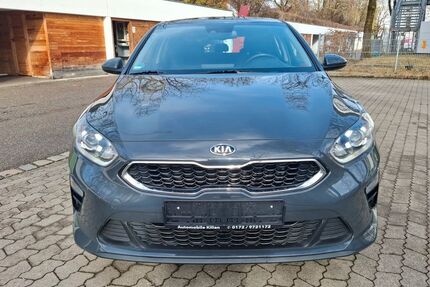Kia ceed / Ceed 27.200 km 16.999 &euro; München 81829