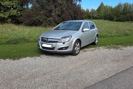 Opel Astra 126.000 km 3.200 &euro; München 80999