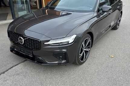 Volvo V60 14.999 km 59.999 &euro; Baierbrunn 82065