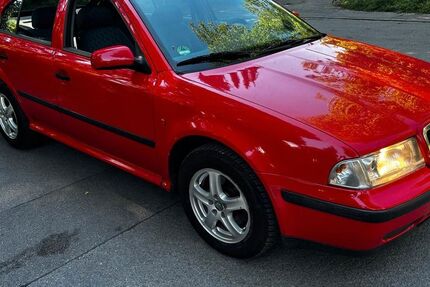 Skoda Octavia 225.000 km 1.400 € München 81929