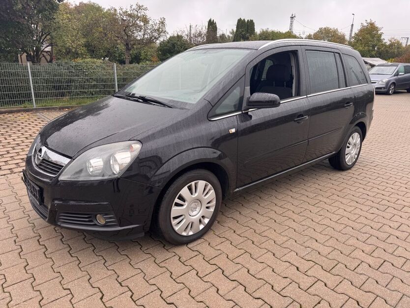 Opel Zafira 169.890 km 3.499 € München 81825