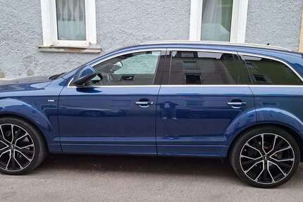 Audi Q7 155.738 km 28.500 € Germering 82110