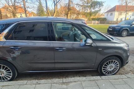Citroen C4 Picasso 92.844 km 7.500 &euro; München 81241