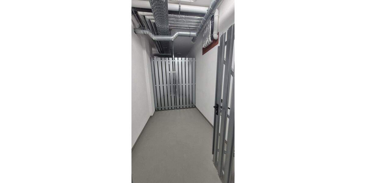 Exklusive Neubau-Wohnung mit Dachterrasse und Balkon (Süd-West-Ausrichtung) - Erstbezug 3 zimmer