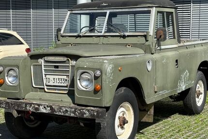 Land Rover Defender 52.000 km 5.800 € München 81547