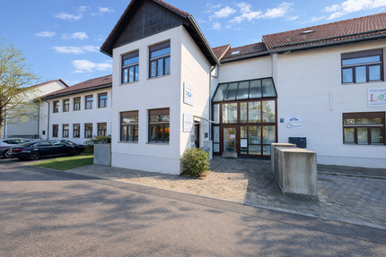 Gewerbeobjekt Karlsfeld - 4 Zimmer, 178 m&sup2;, 1.590&euro; | Angebot:25983268