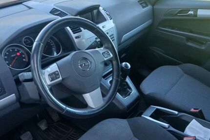Opel Zafira 350.000 km 2.000 &euro; Hohenbrunn 85662