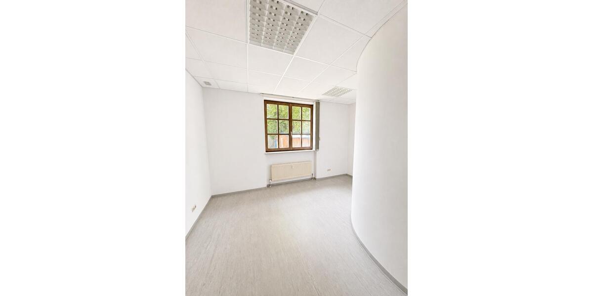 Gewerbeobjekt Vierkirchen - 2.190&euro; | Angebot:26569160