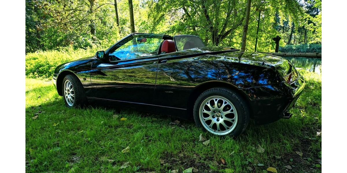 Alfa Romeo Spider 59.000 km 16.900 &euro; München 80335