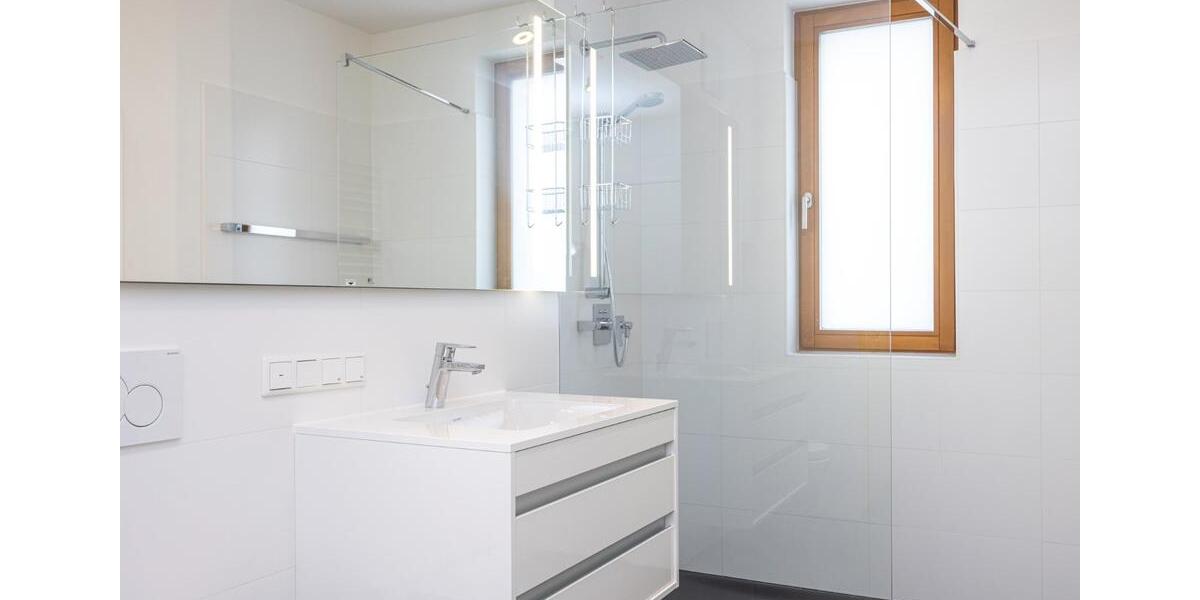 Mehrfamilienhaus, Wohnhaus München Schwabing-Freimann - 3 Zimmer, 76 m&sup2;, 910.000&euro; | Angebot:27094075