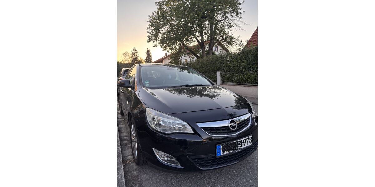 Opel Astra 132.000 km 3.999 &euro; München 80804
