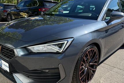 Cupra Leon 52.914 km 25.400 &euro; München 81243