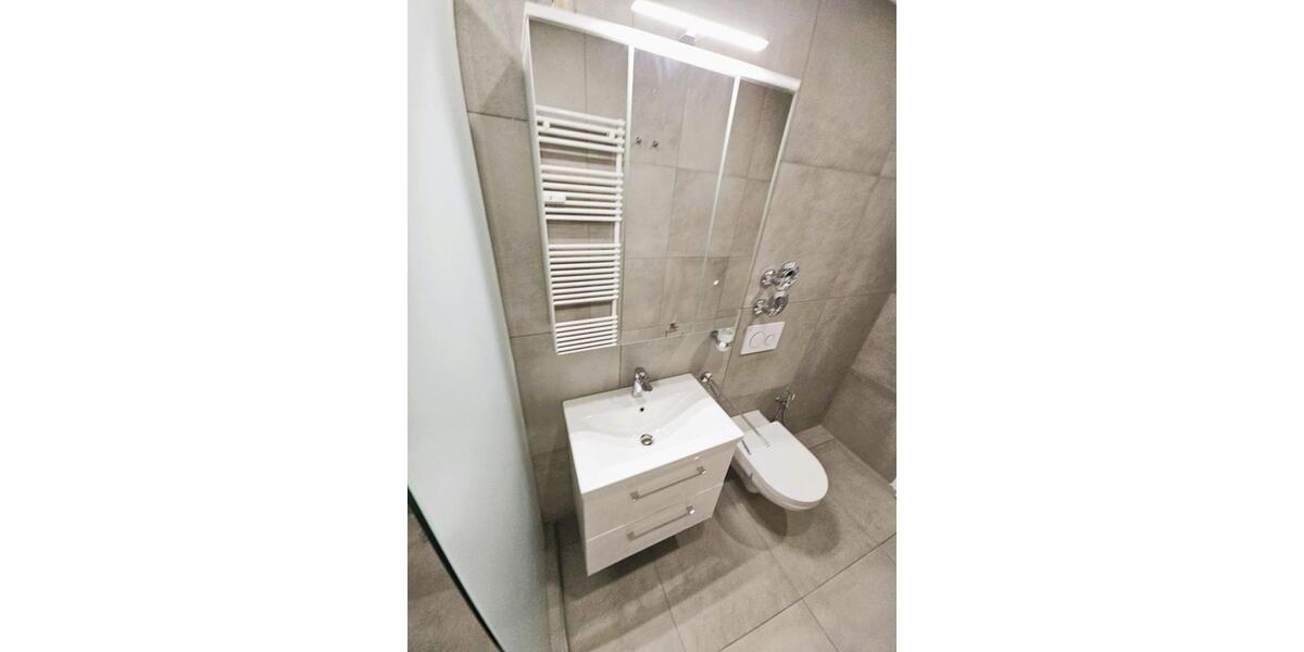 Etagenwohnung München Bogenhausen - 3 Zimmer, 77 m&sup2;, 625.000&euro; | Angebot:25944423