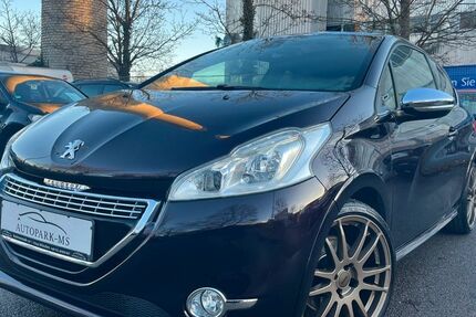 Peugeot 208 120.884 km 4.990 &euro; München 81243