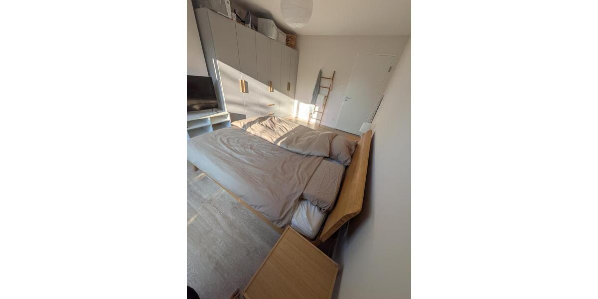 Erdgeschoßwohnung Unterhaching - 4 Zimmer, 130 m&sup2;, 2.600&euro; | Angebot:26272781