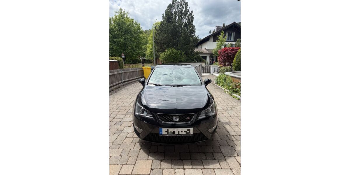 Seat Ibiza 98.000 km 10.500 &euro; München 81241