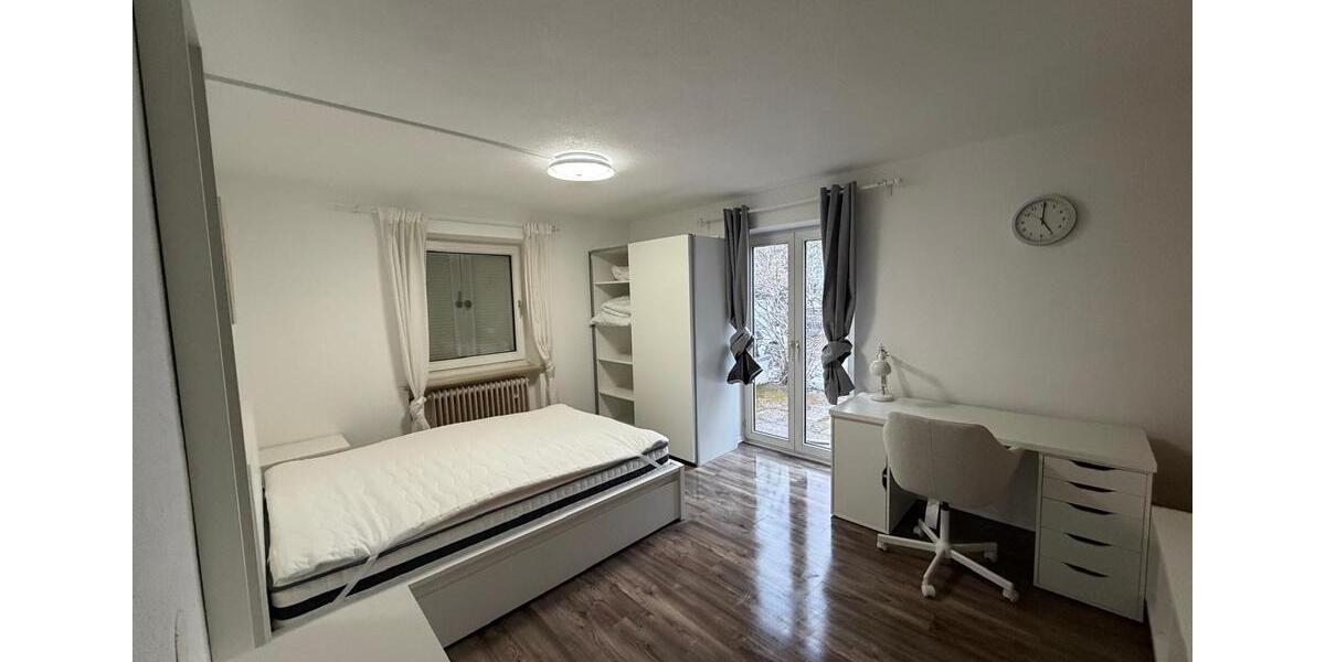 Etagenwohnung München Trudering - 1 Zimmer, 15 m&sup2;, 870&euro; | Angebot:26424232