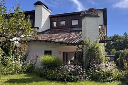 Haus zum Mieten in Baldham 2.600 € 167 m² 5 zimmer