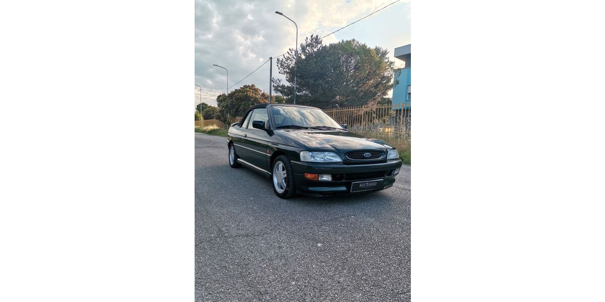 Ford Escort 125.000 km 9.300 € Munchen 80336