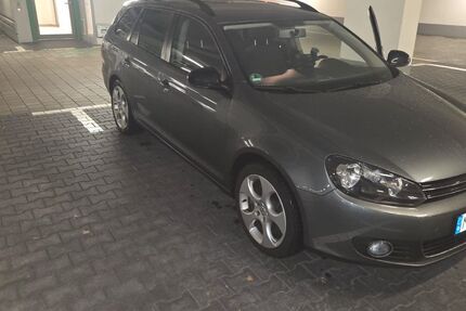 VW Golf 209.000 km 4.799 &euro; München 81549