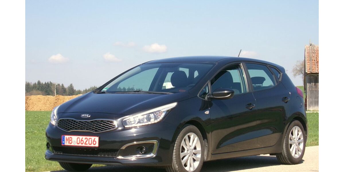 Kia ceed / Ceed 148.400 km 6.880 &euro; Holzkirchen 83607
